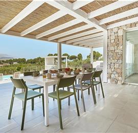 4 bedroom villa with pool, Castellammare del Golfo, sleeps 8-10